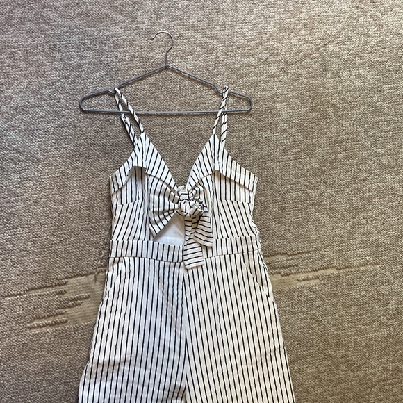 Striped romper - Picture 3 of 5